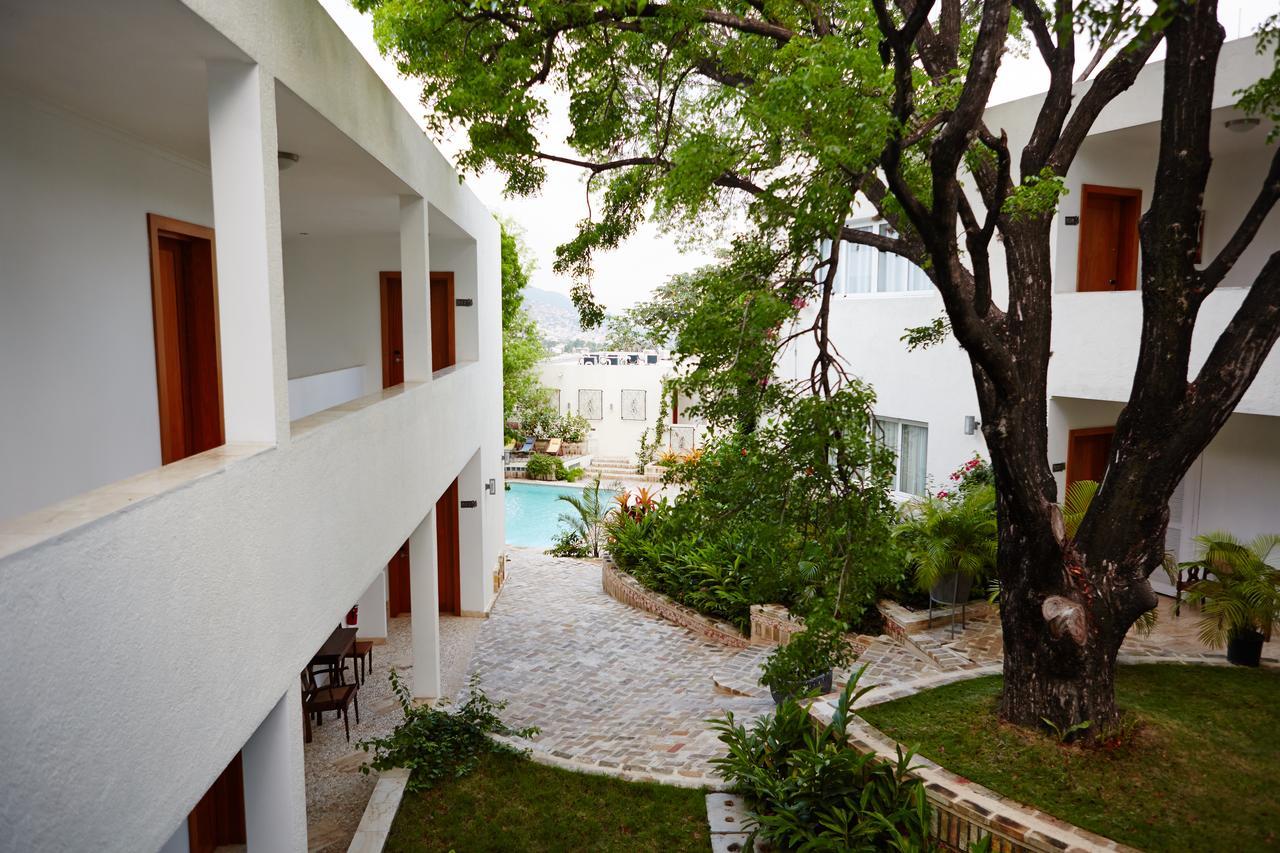 Hotel Montana Petionville Экстерьер фото