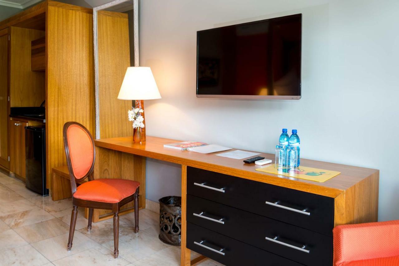 Hotel Montana Petionville Экстерьер фото